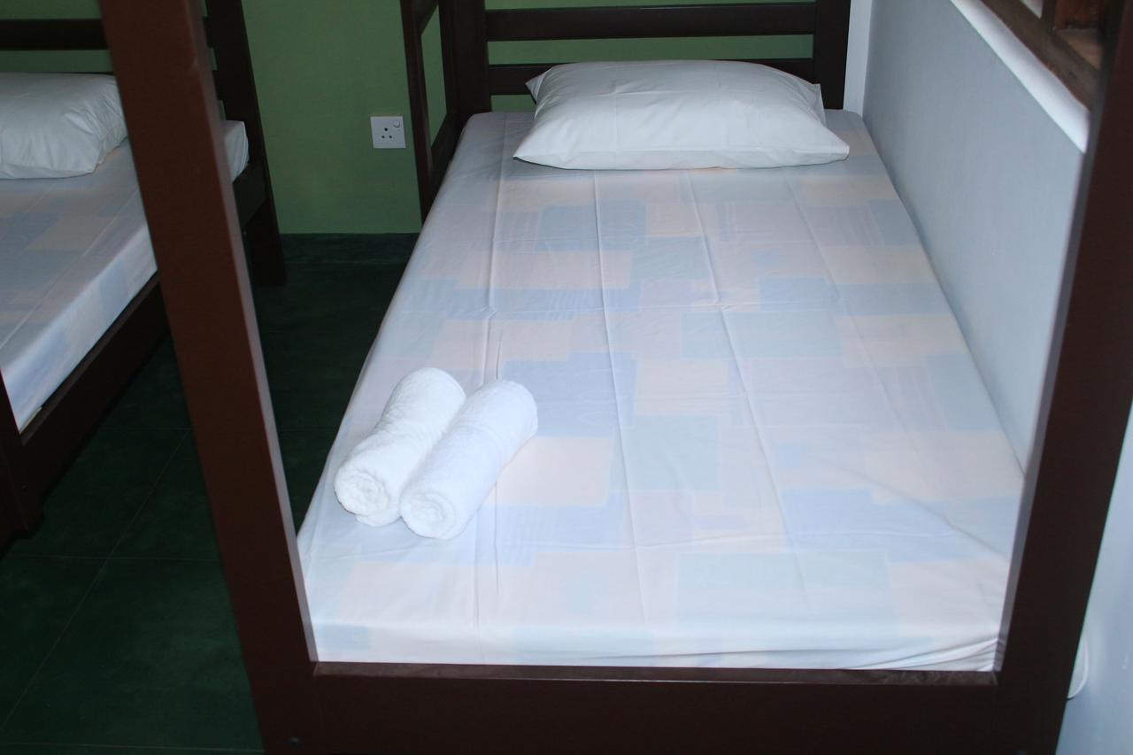Self Cate Luxury Apartments Tennekumbura Экстерьер фото